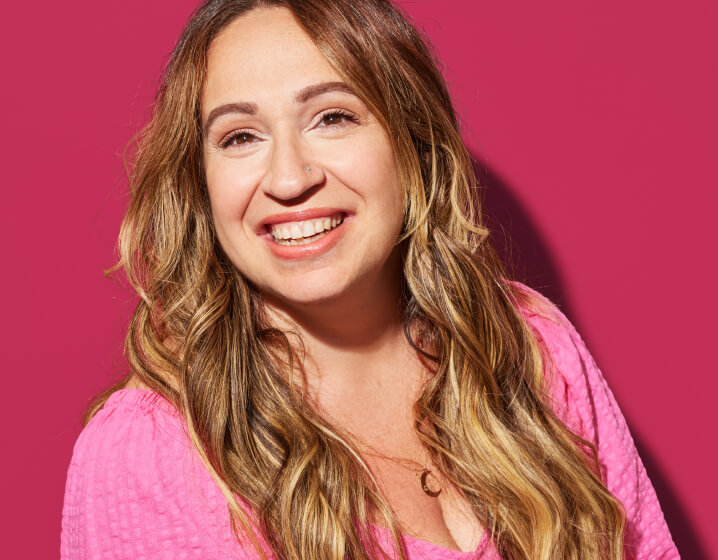 Melissa singing Dancing Queen in her head